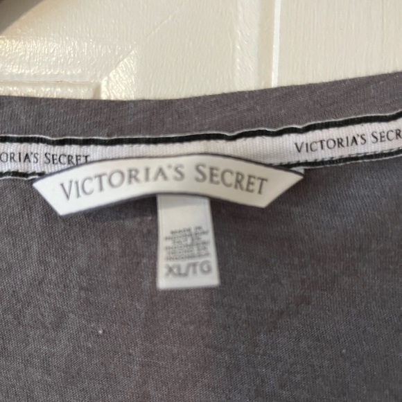 Victoria’s Secret Women’s‎ Sleep Shirt Size XL - Picture 2 of 3
